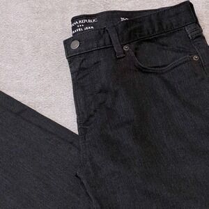 Banana Republic Travel Jean Mens 33x32 ACTUAL (33X31) Slim Fit Black Stretch